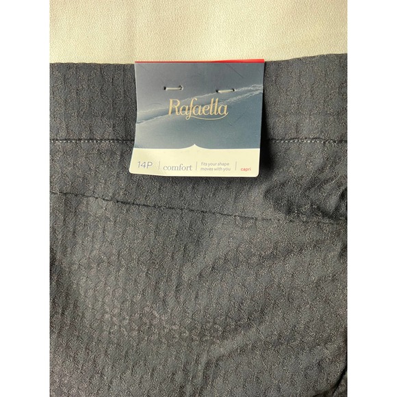 Rafaella Black Pull On Pants Comfort Capri Size 14P NWT - Picture 6 of 12